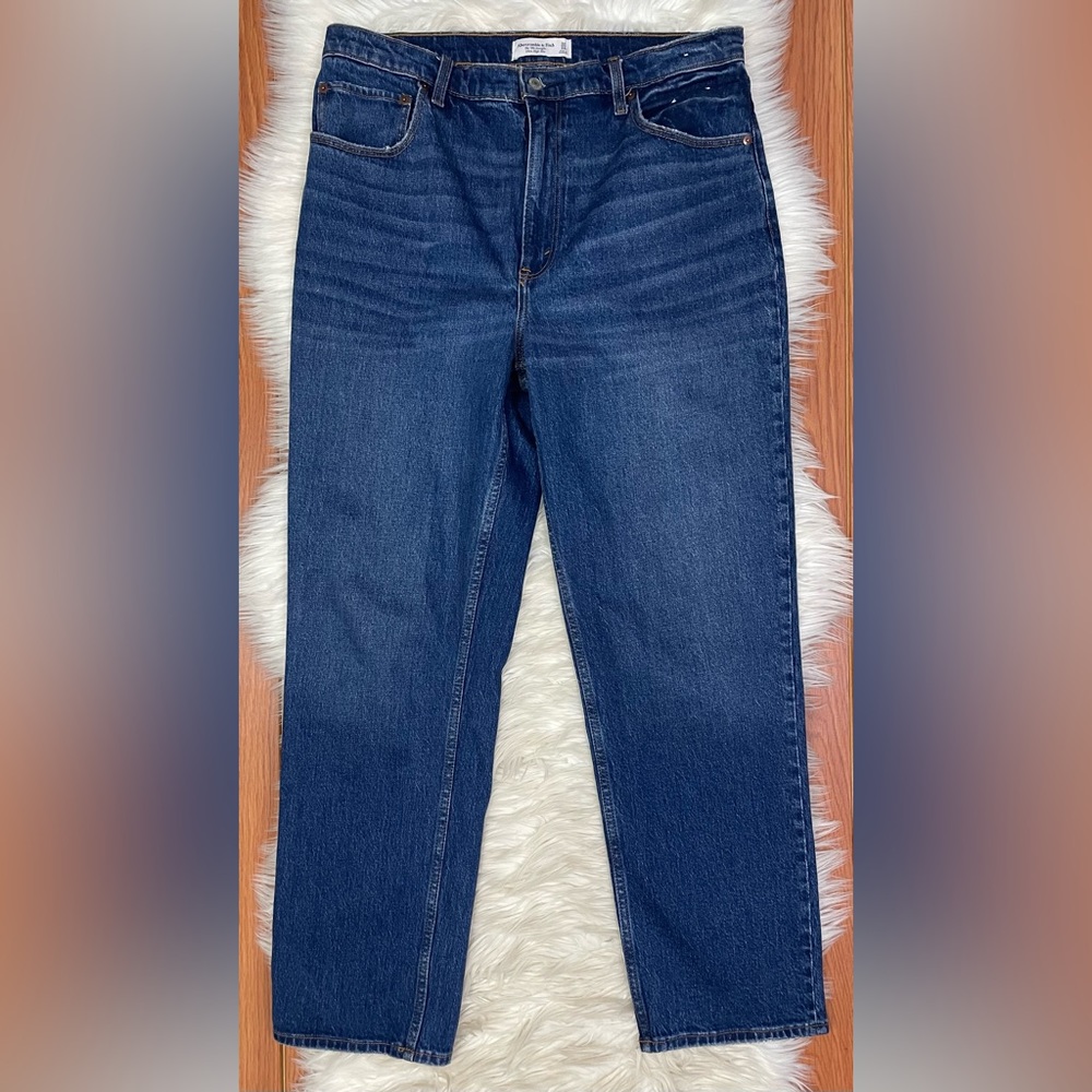 Abercrombie & Fitch The 90's Straight Ultra High Rise Denim Blue Jeans Sz 32/14R